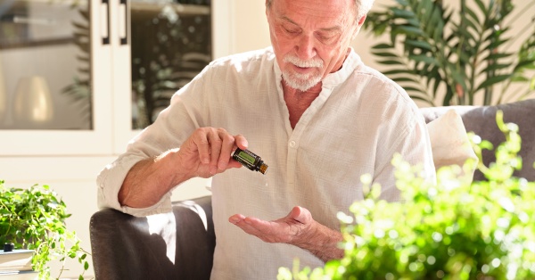«Шинрин-Ёку» смесь эфирных масел, doTERRA Shinrin-Yoku (купание в лесу), 15 мл