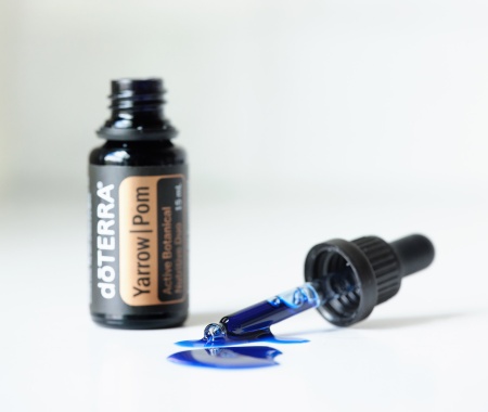 Коллекция красоты «Гуаша» скребок с маслом dōTERRA Тысячелистник | Гранат, 30 мл