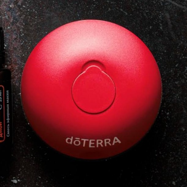 Портативный диффузор doTERRA Bubble с датчиком движения (красный)