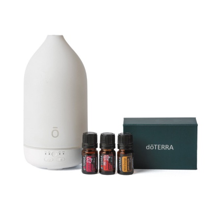Набор doTERRA «Секрет праздника» с диффузором Лалуз Laluz (120 мл), 3x5 мл