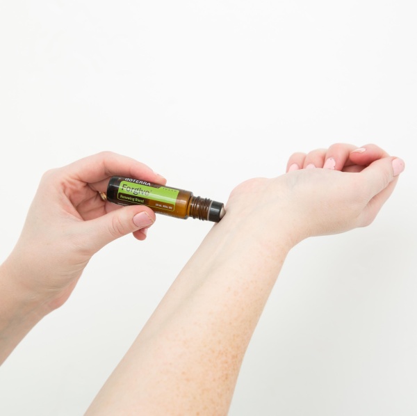 «Прощение» обновляющая смесь эфирных масел, doTERRA Forgive Touch, роллер 10 мл