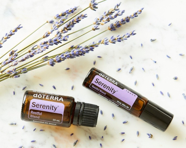 "Серенити" успокаивающая смесь эфирных масел, doTERRA Serenity Touch, роллер, 10 мл