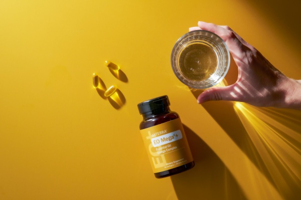 Комплекс doTERRA «EO Mega+» Омега с эфирными маслами, 90 капсул