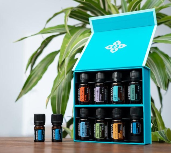 Набор эфирных масел для массажа doTERRA "Техника АТТ" (AROMATOUCH TECHNIQUE), 7x15 мл + 3x5 мл