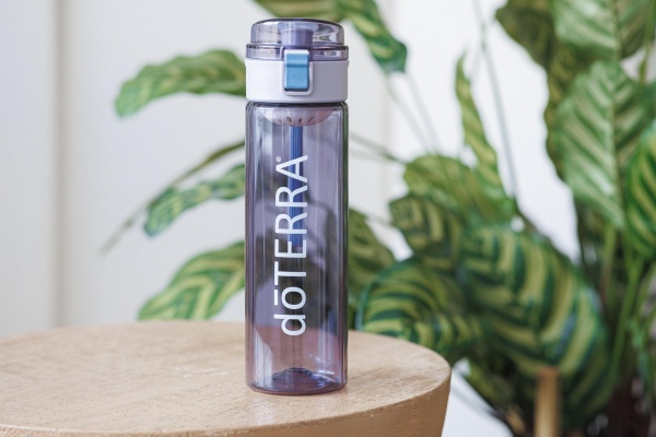 Набор doTERRA «Солнце в воде» для активного образа жизни (бутылка фиолетовая + MetaPWR)
